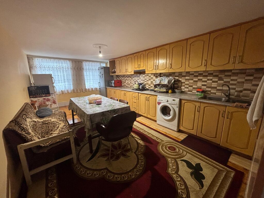 6 otaqlı, 190 kv. m, Kredit yoxdur, Orta təmir