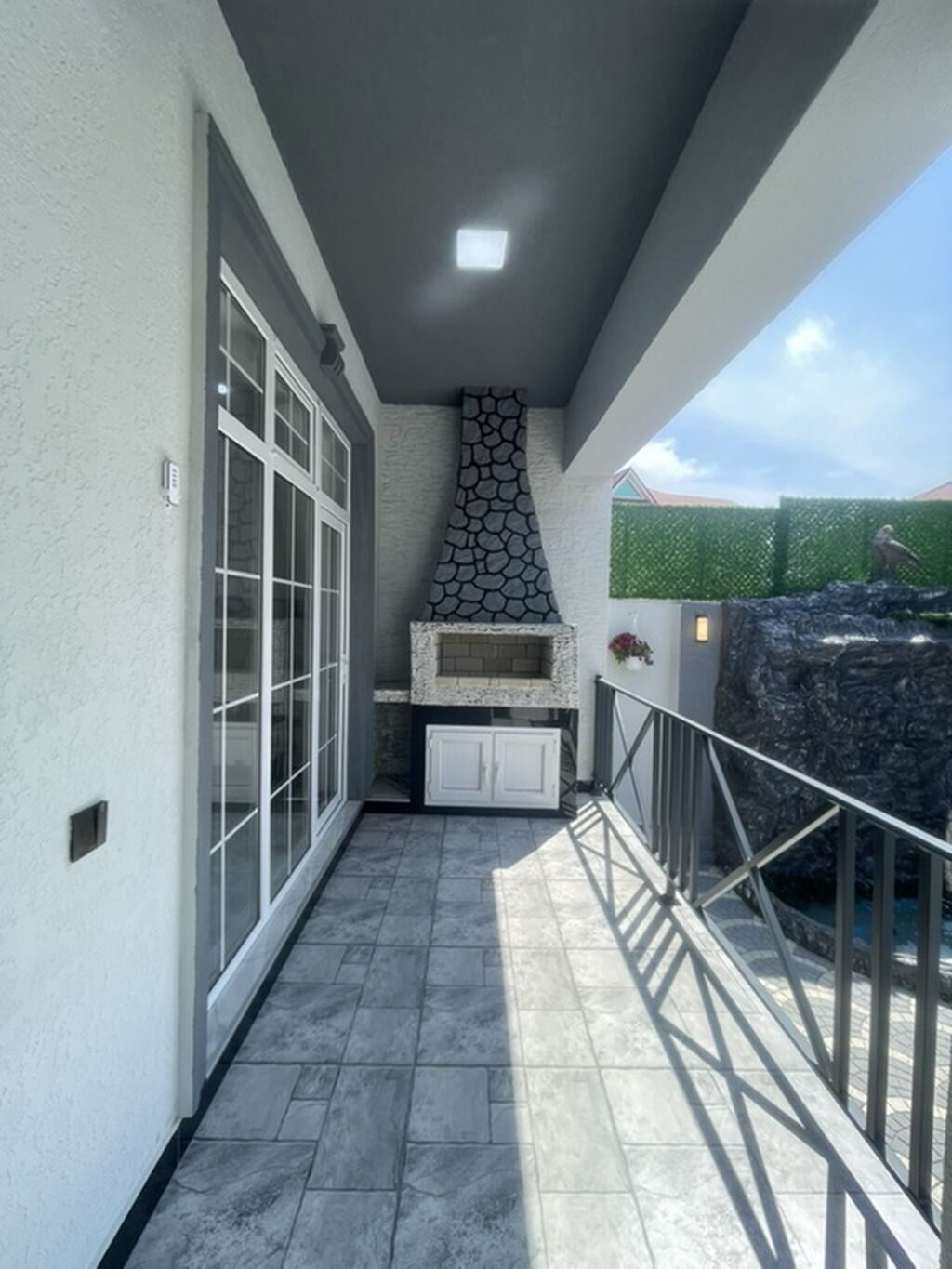 4 otaqlı, 143 kv. m, Kredit yoxdur, Yeni təmirli