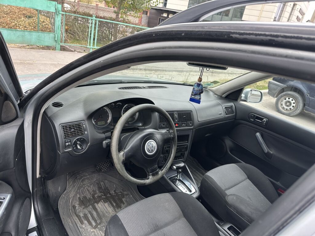 Volkswagen Golf Variant: 2003 г., 1.6 л, Автомат, Бензин, Универсал: фото 7