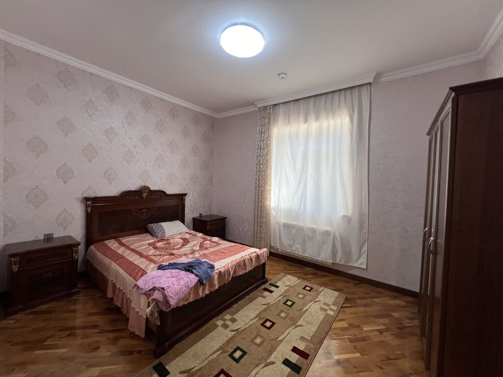 Binəqədi qəs. 4 otaqlı, 130 kv. m, Yeni təmirli