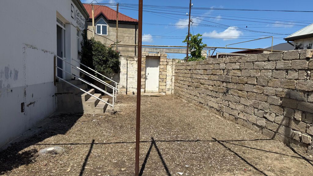 Kürdəxanı qəs. 3 otaqlı, 110 kv. m, Kredit yoxdur, Orta təmir