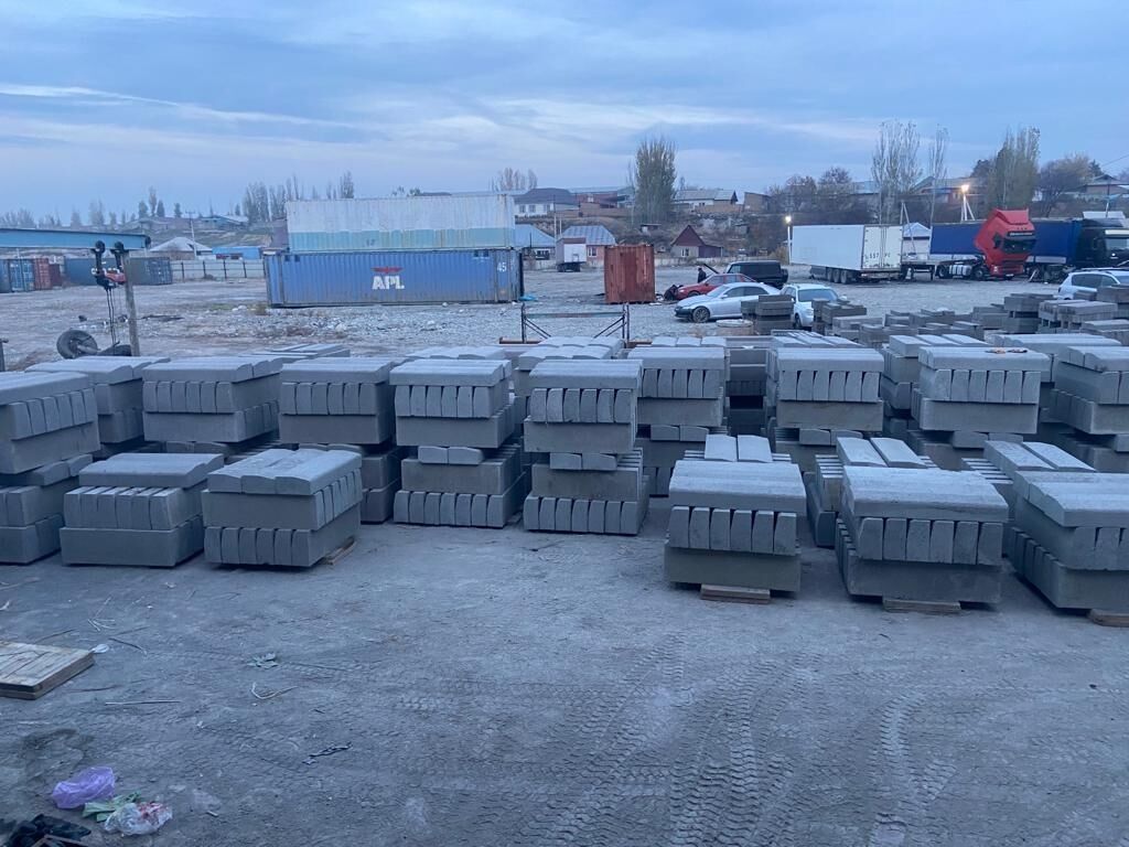 Бардюр Бордюр Бордюр порабрик Бордюр дорожный Бардюр тротуарная: фото 1