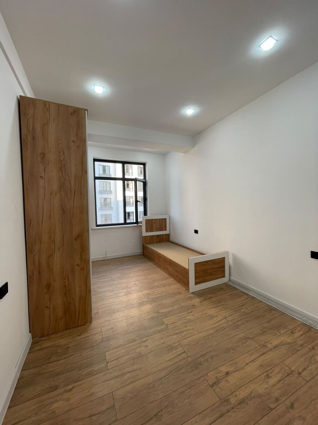 3 комнаты, 86 м², Фрунзе мкр., Элитка, 9 этаж, Дизайнерский ремонт: фото 3