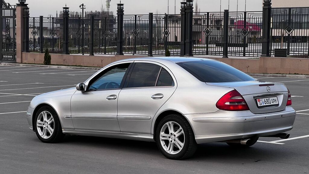 Mercedes-Benz E-Class: 2003 г., 2.7 л, Автомат, Дизель, Седан: фото 2