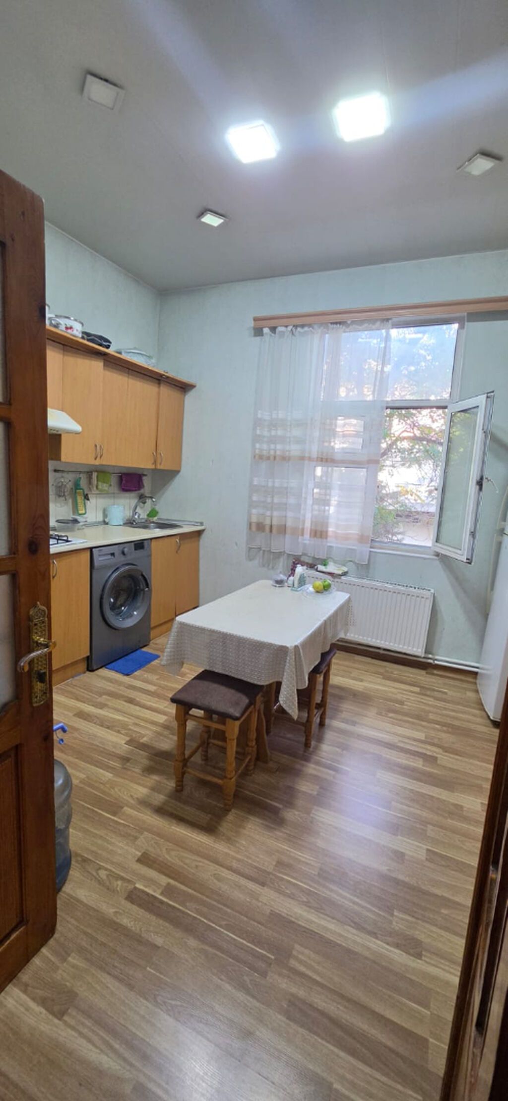 ÇOX TƏCİLİ KİRAYƏ MƏNZİL Mənzil,28 May metrosunun 2 ci çıxışına