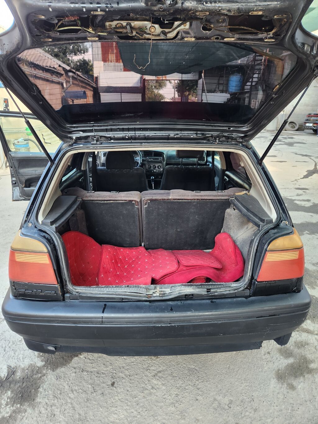 Volkswagen Golf: 1995 г., 1.6 л, Механика, Бензин: фото 8