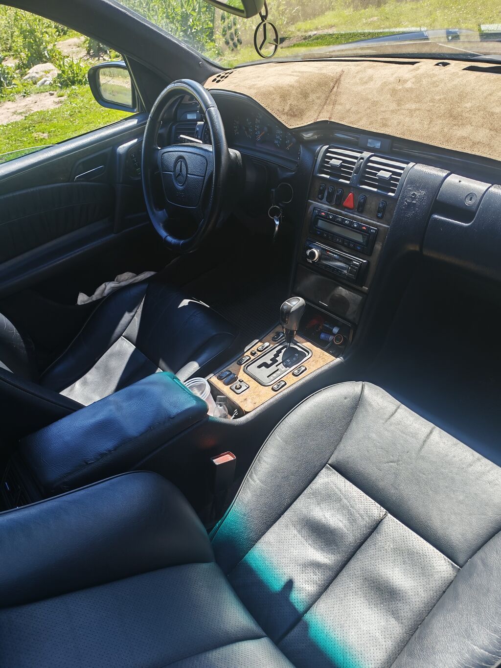 Mercedes-Benz E-Class: 1999 г., 3.2 л, Автомат, Бензин, Седан: фото 1
