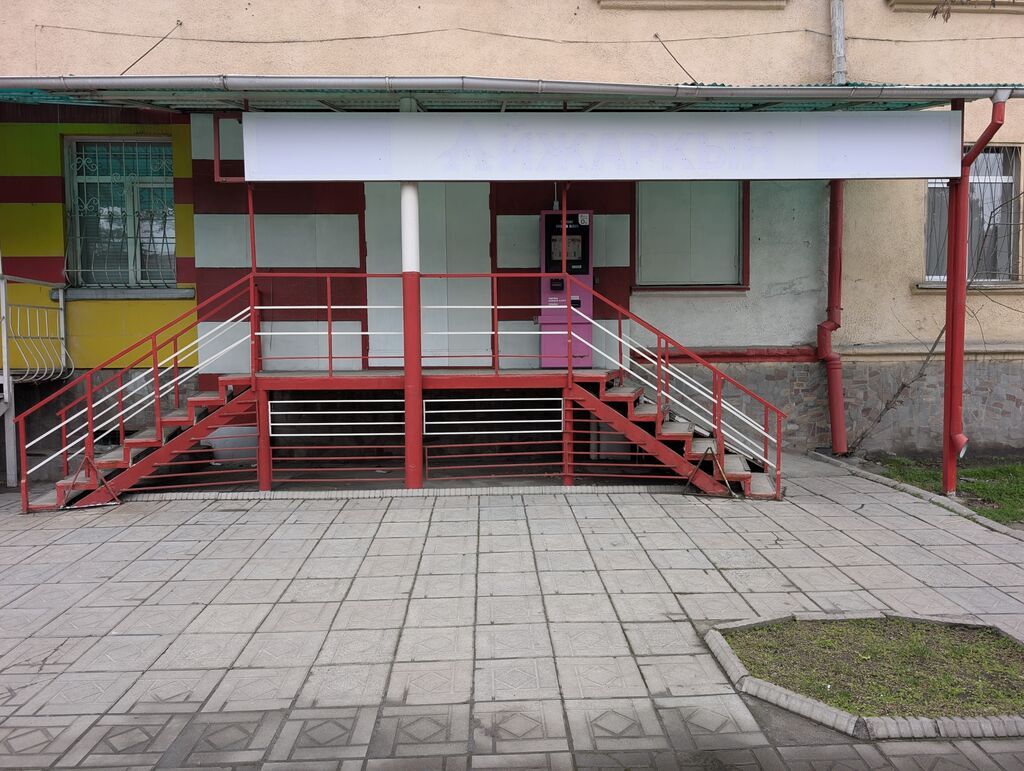 Магазин, Отдельностоящий магазин, 70 м² С оборудованием, С ремонтом, Heating сommunications, Отдельный вход — фото 4