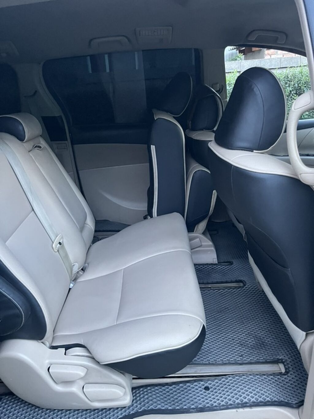 Toyota Previa: 2019 г., 2.4 л, Автомат, Газ: фото 5