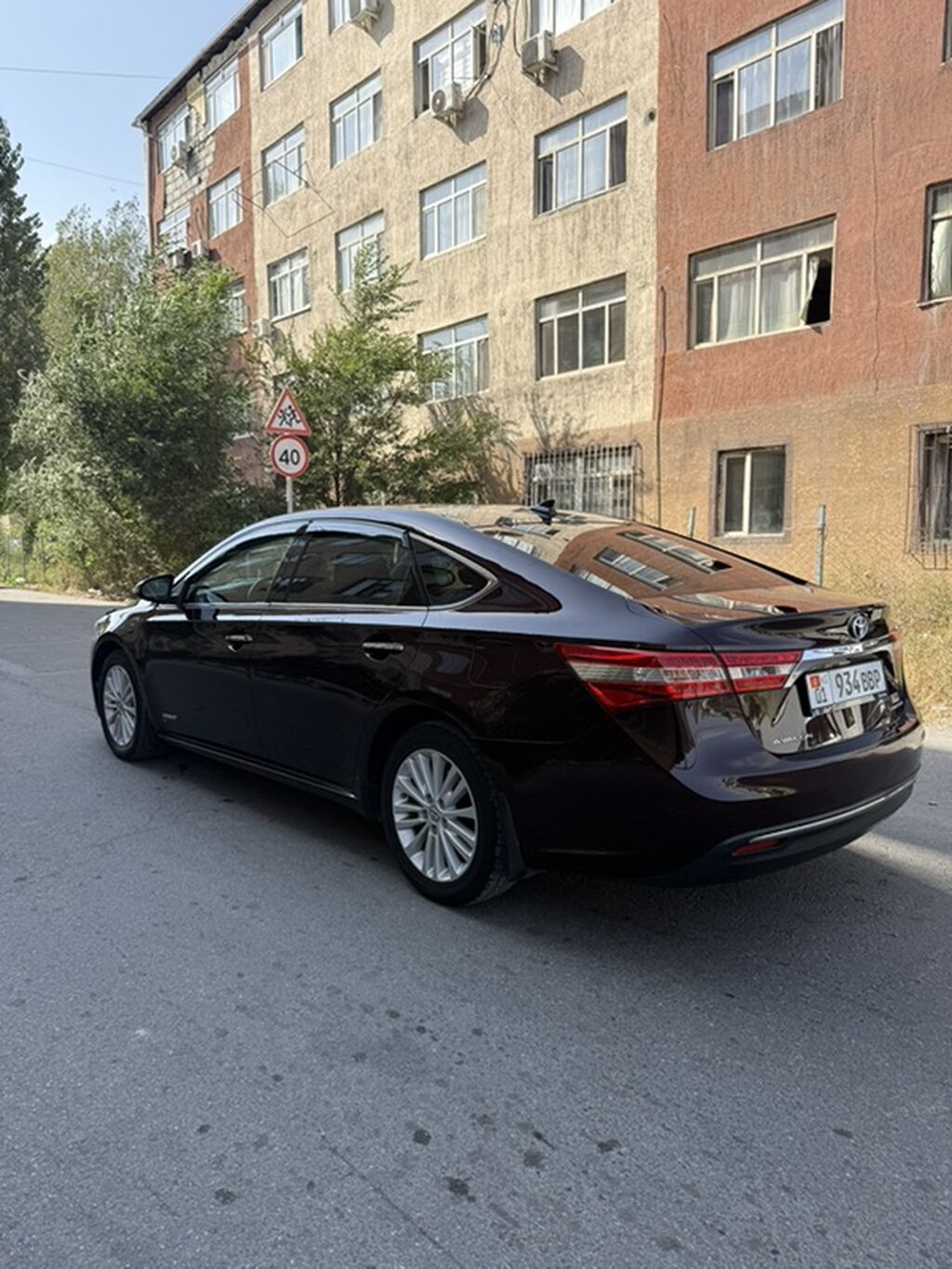 Toyota Avalon: 2013 г., 2.5 л, Автомат, Гибрид, Седан: фото 2