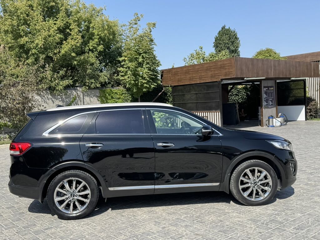 Kia Sorento: 2017 г., 2 л, Автомат, Дизель, Кроссовер: фото 3