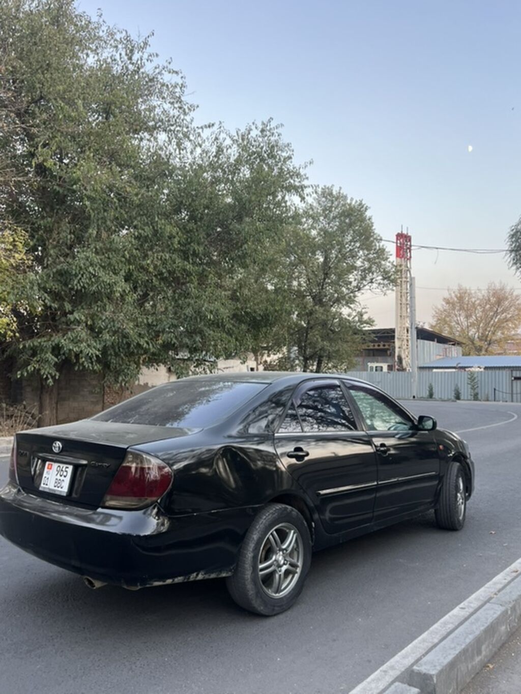 Toyota Camry: 2002 г., 2.4 л, Механика, Газ, Седан: фото 2