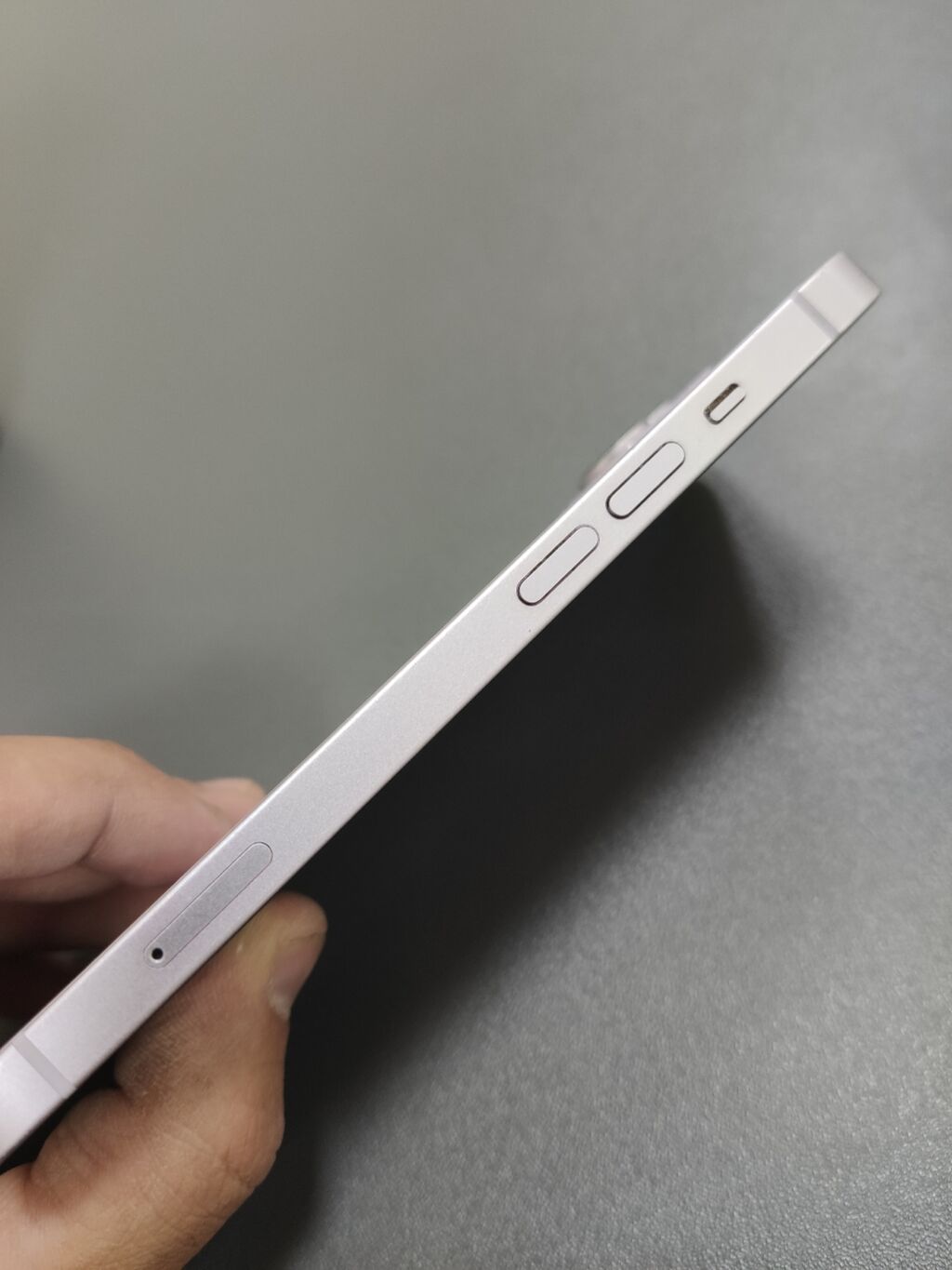 IPhone 14, белый, АКБ 79 оригинал, всё в оригинале, не вскрывался: фото 3