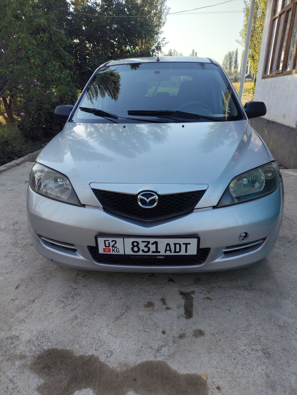 Mazda Demio: 2005 г., 1.3 л, Механика, Бензин, Хэтчбэк: фото 3