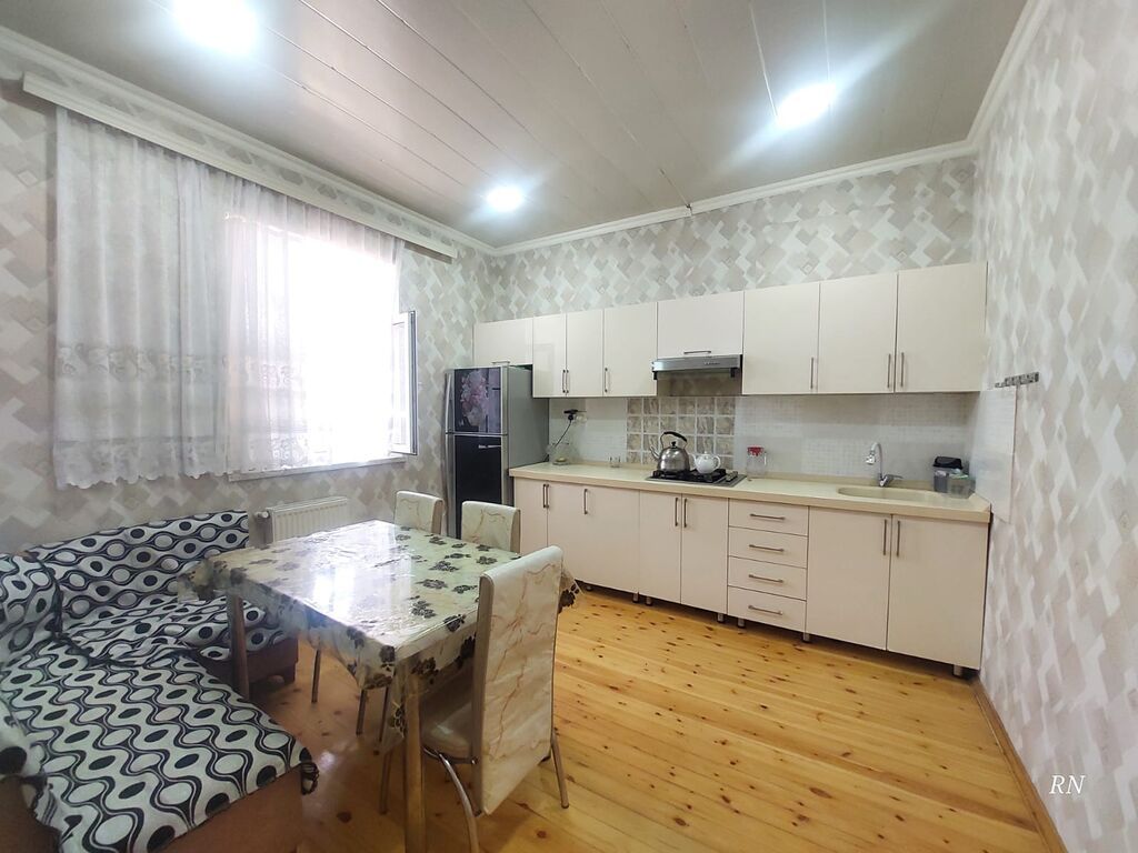 Saray, 95 kv. m, 4 otaqlı, Hovuzsuz, İnternet, Telefon, Qaz