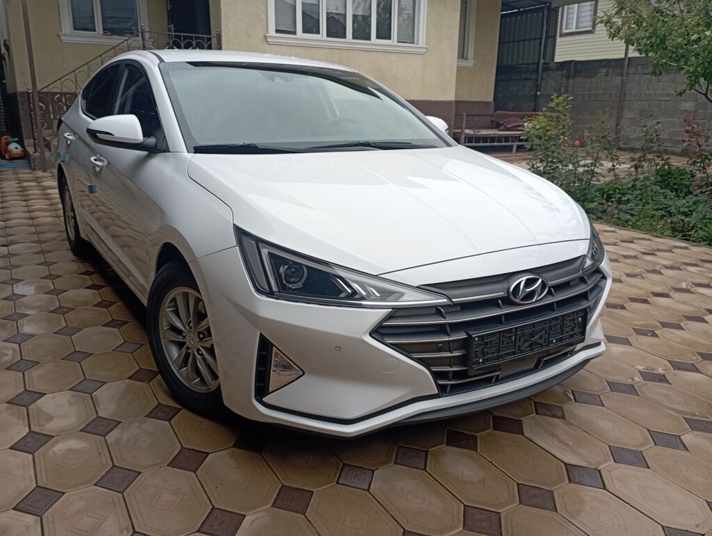 Hyundai Avante: 2020 г., 1.6 л, Автомат, Бензин, Седан: фото 2