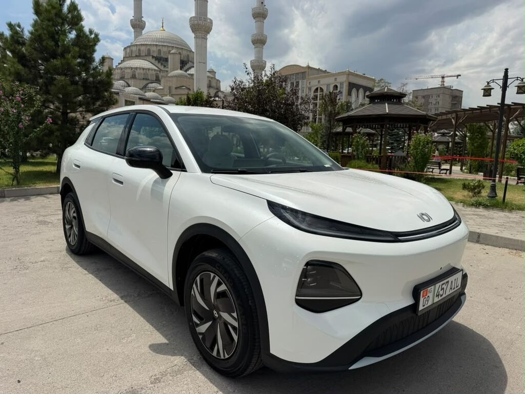 Changan Qiyuan Q05: 2026 г., Автомат, Электромобиль, Кроссовер: фото 2