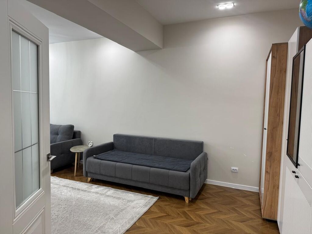 2 комнаты, 80 м², Ак-Кеме Элитка, 3 этаж, Евроремонт: фото 2
