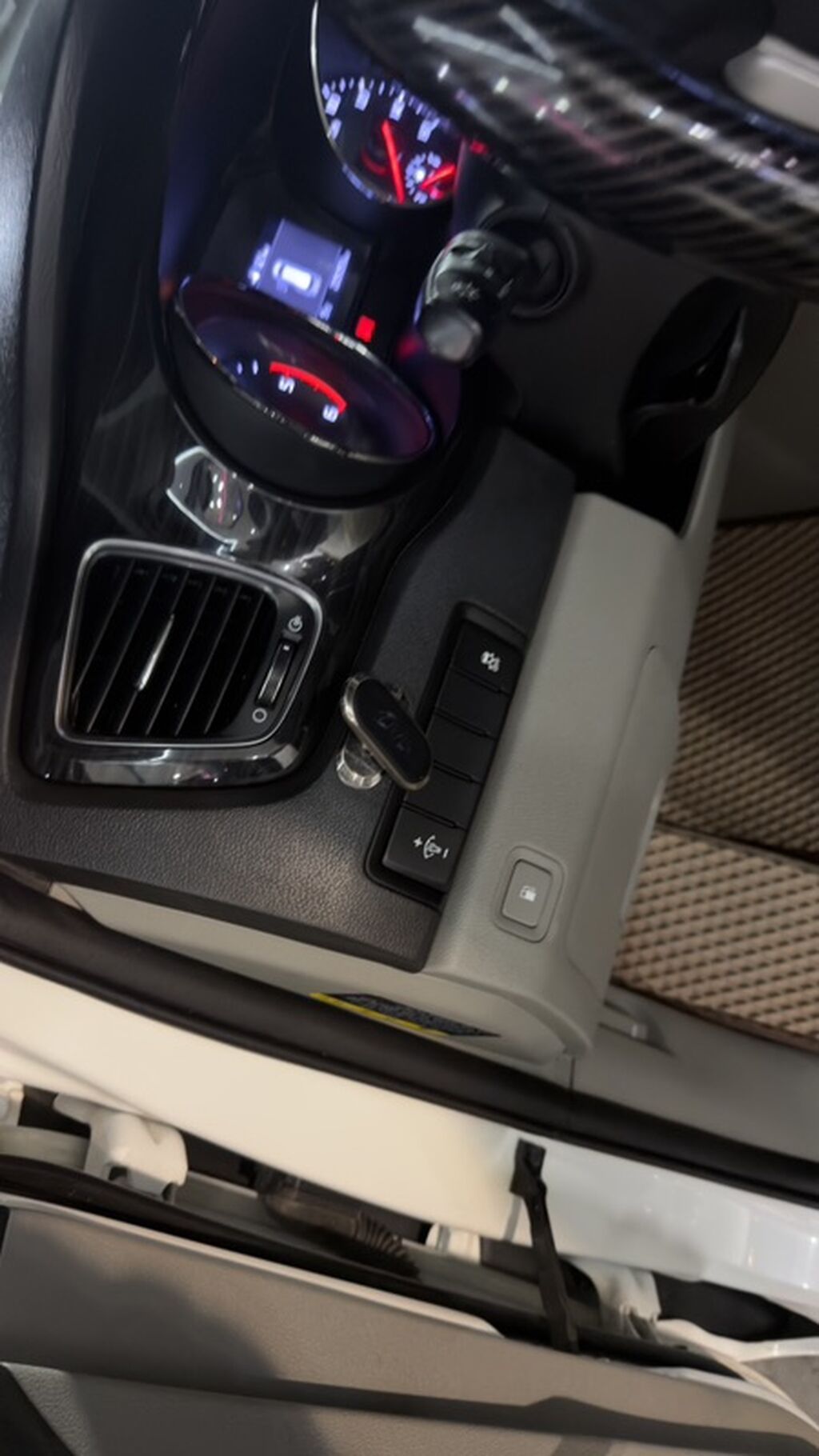 Kia Carnival: 2019 г., Минивэн: фото 7