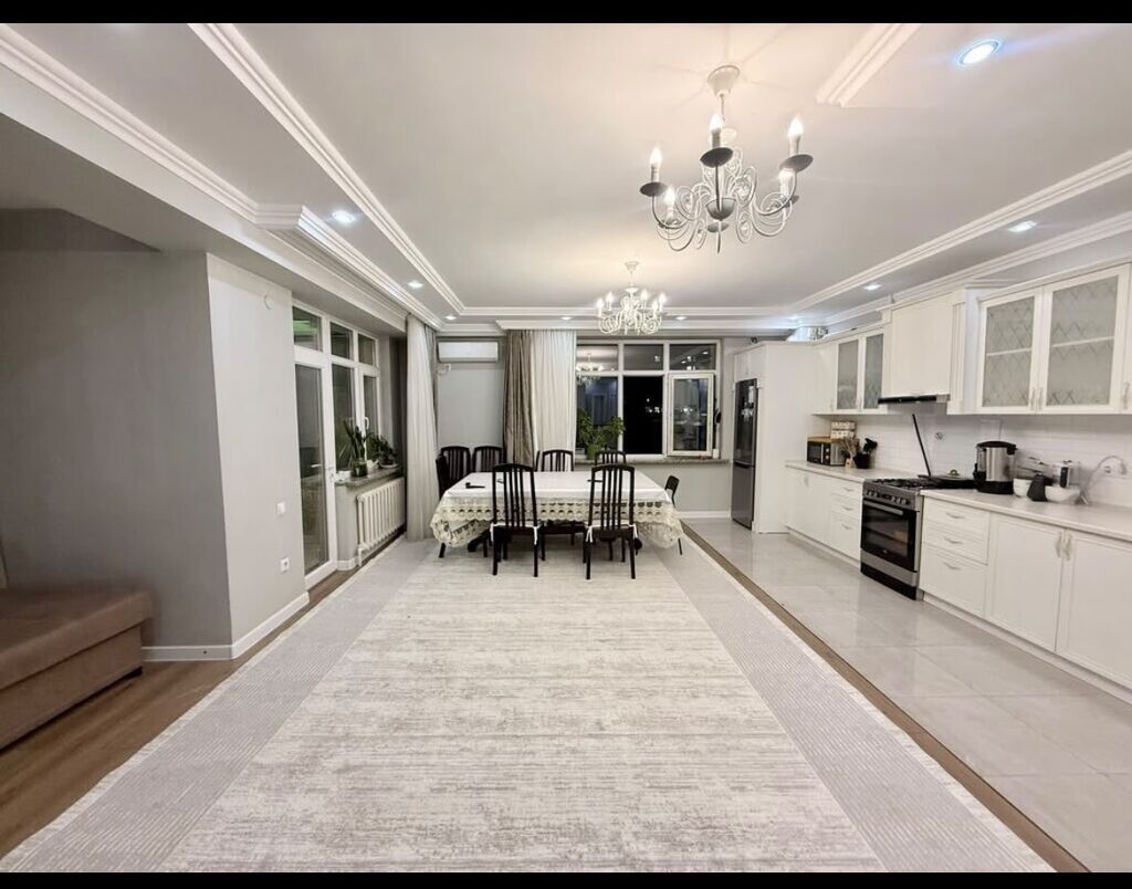 3 комнаты, 83 м², Джал-15 Элитка, 2 этаж, Дизайнерский ремонт: фото 1