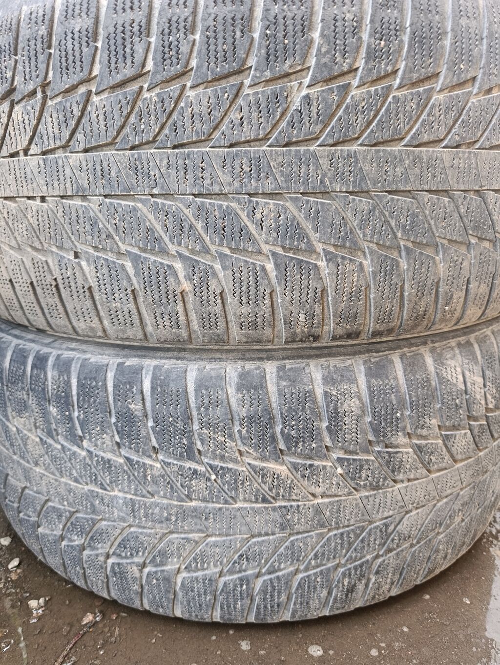 Шины 275 / 45 / R 21, Всесезонная, Б/у, Комплект, Внедорожные (АТ/МТ), Япония, Bridgestone: фото 3