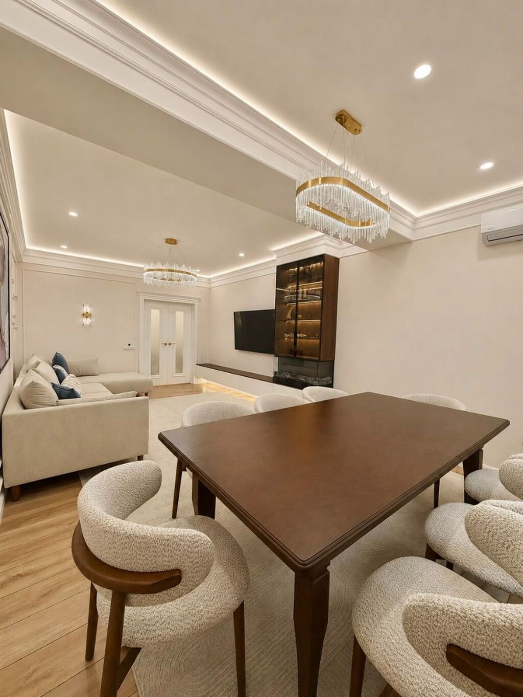 2 комнаты, 76 м², Космос Элитка, 4 этаж, Дизайнерский ремонт: фото 2