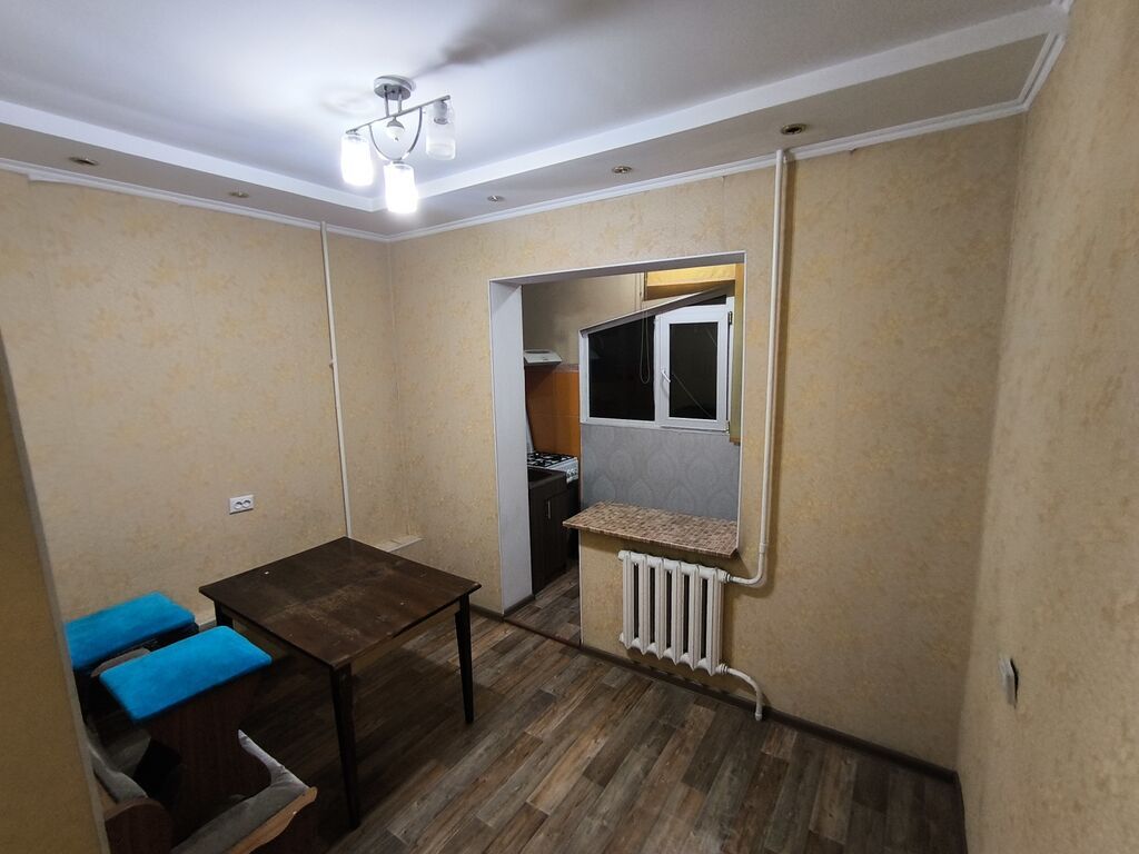 1 комната, 35 м², 106 серия, 12 мкр 106 серия, 5 этаж, Свежий ремонт: фото 3