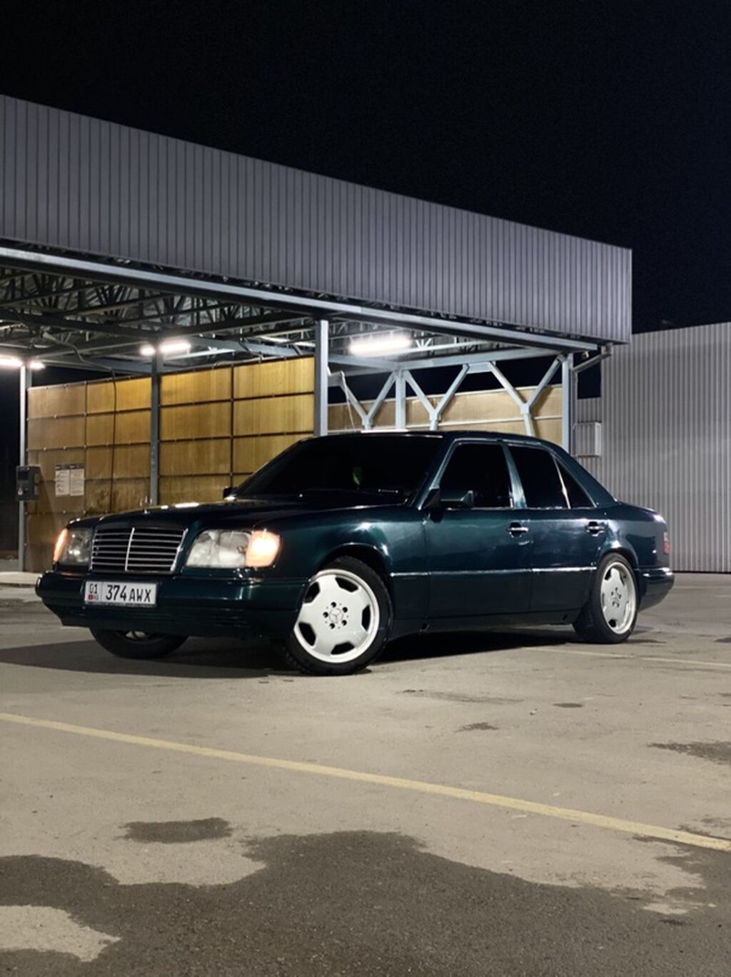Mercedes-Benz W124