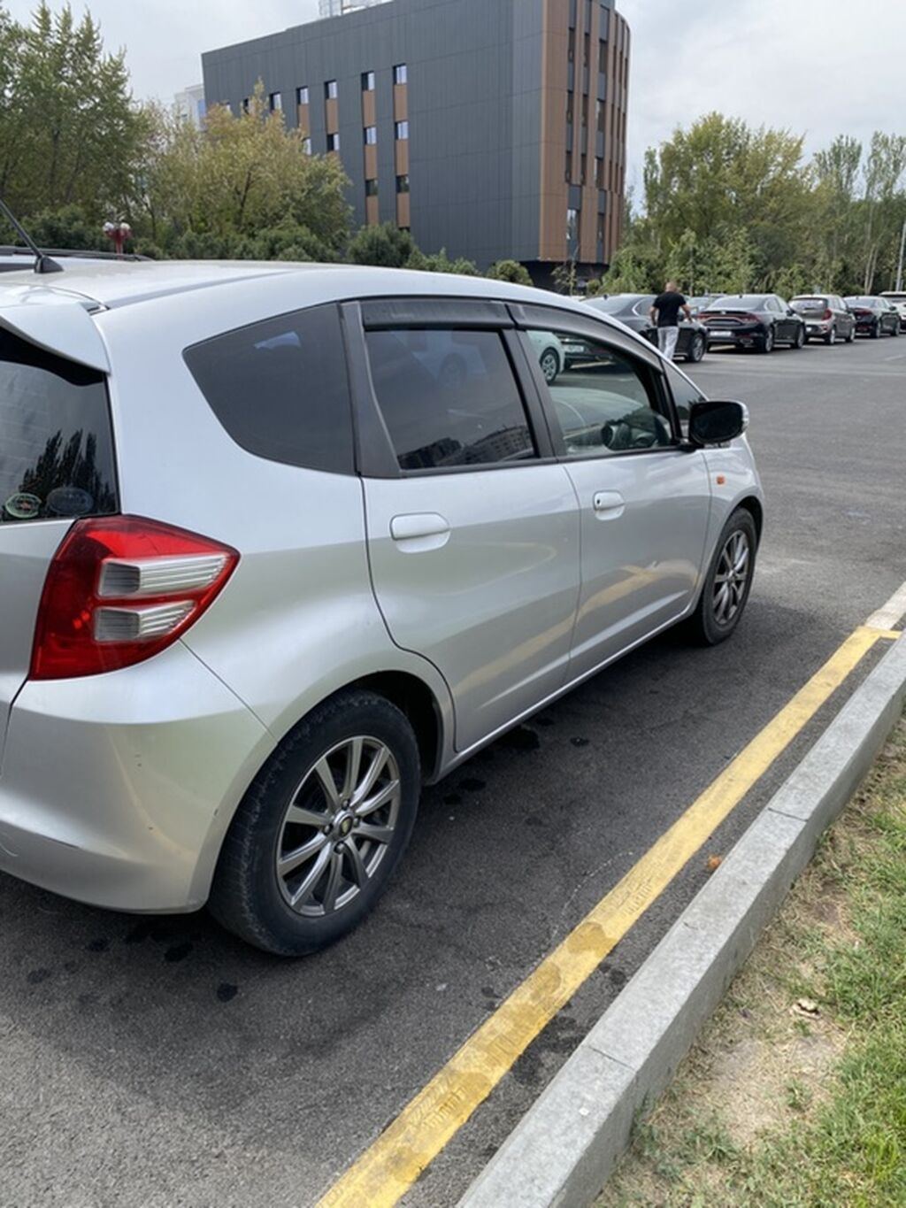 Honda Fit: 2008 г., 1.3 л, Вариатор, Бензин: фото 4