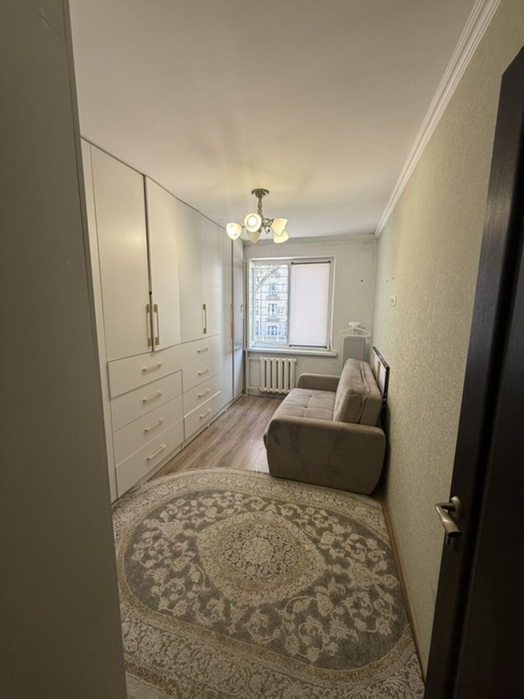 2 комнаты, 46 м², 104 серия, 4 этаж, Косметический ремонт: фото 2