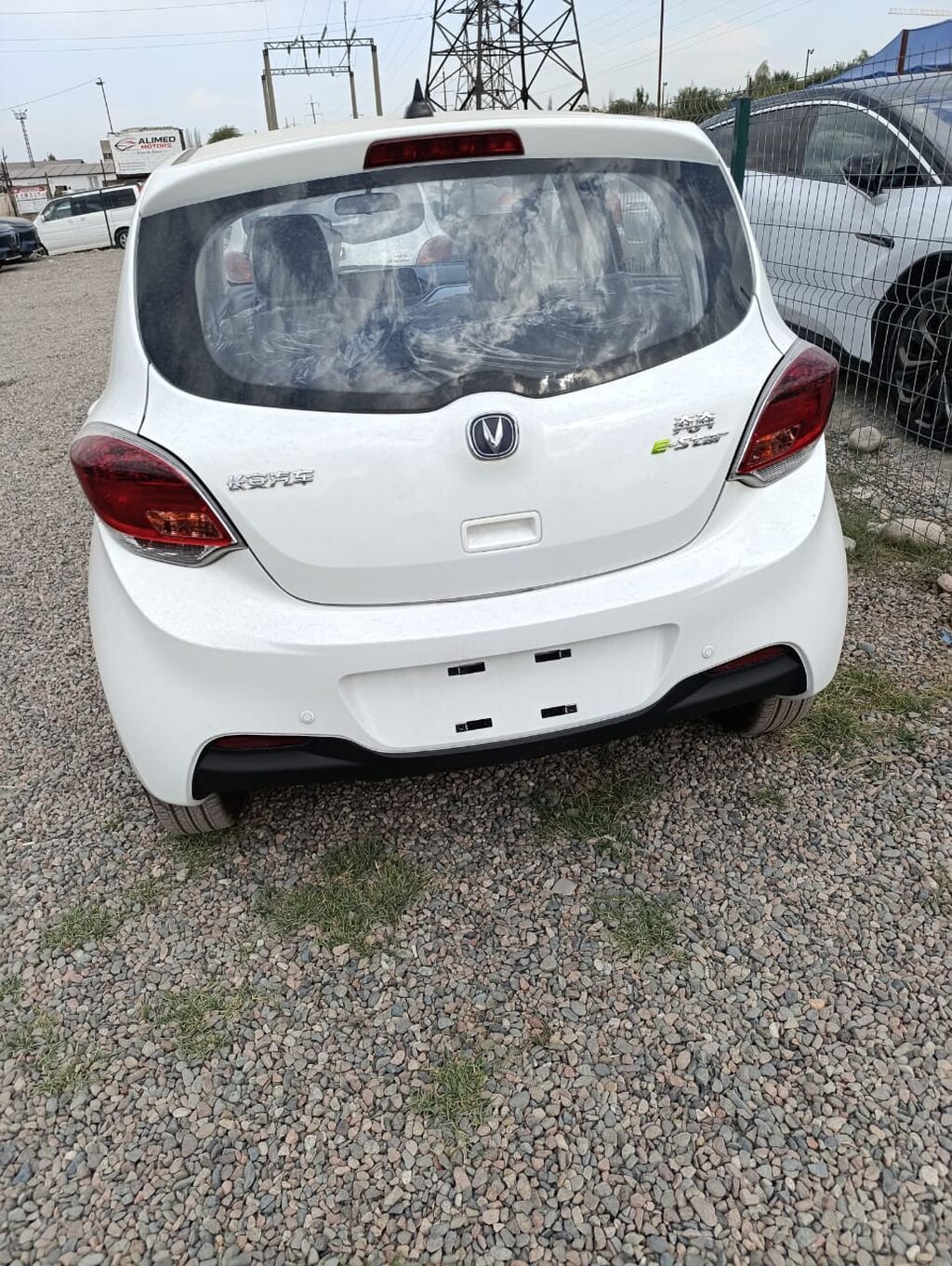Changan Benben E-Star: 2024 г., 0.1 л, Автомат, Электромобиль, Хэтчбэк: фото 3