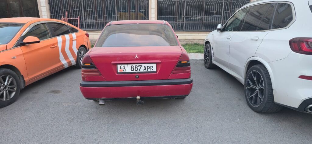 Mercedes-Benz C-Class: 1994 г., 1.8 л, Механика, Бензин, Седан: фото 3