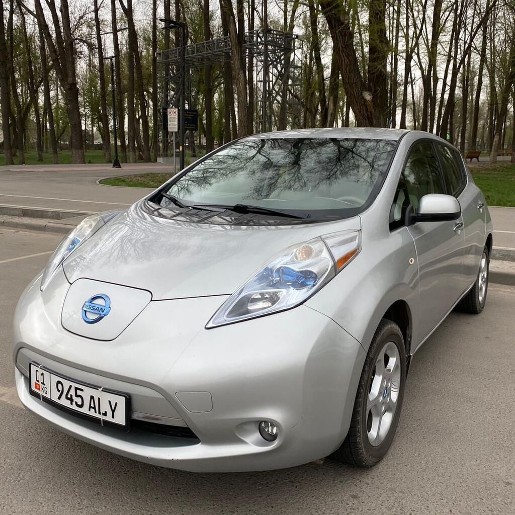 Nissan Leaf 2011