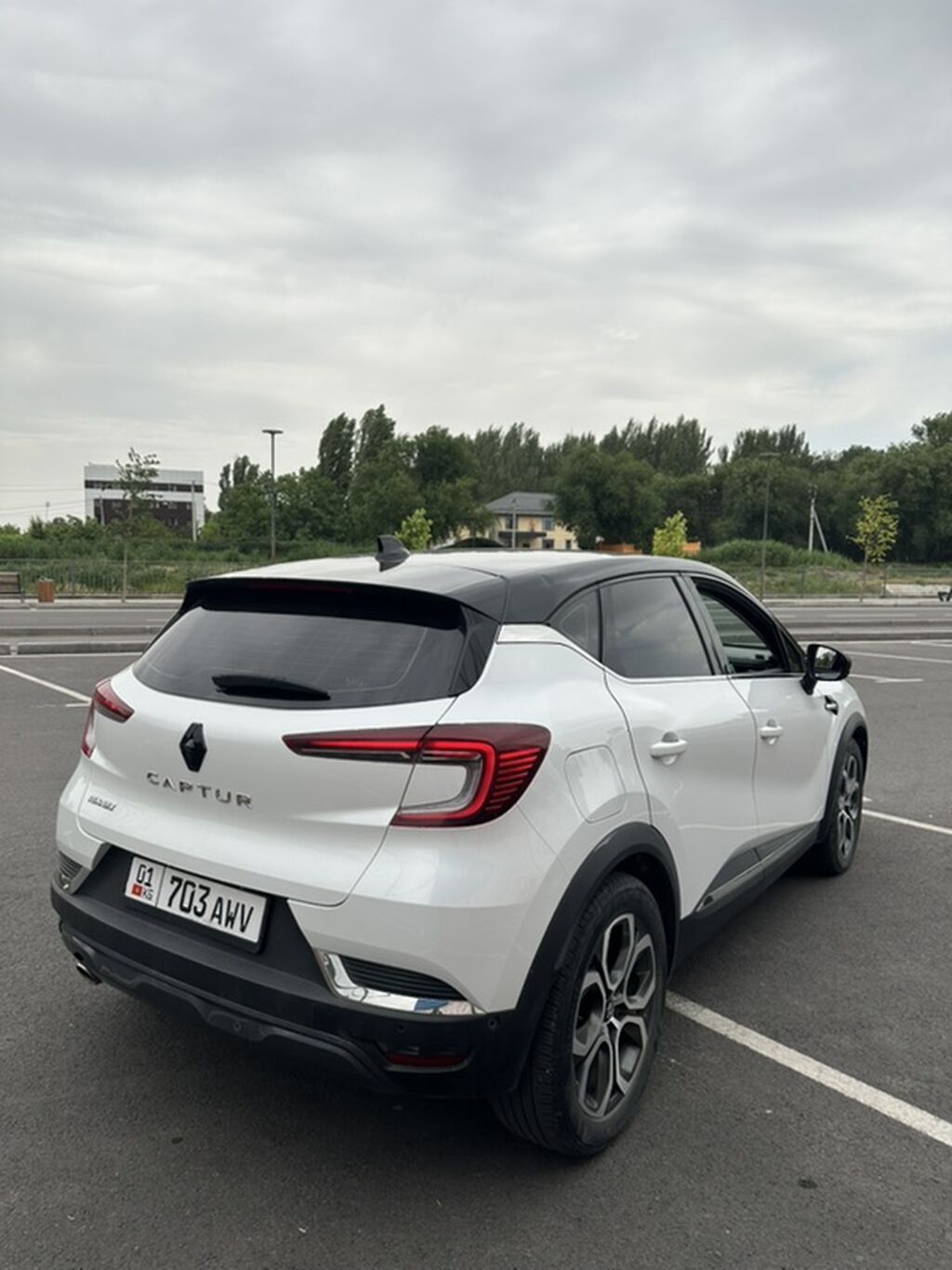 Renault Captur: 2020 г., 1.3 л, Робот, Бензин, Кроссовер: фото 4
