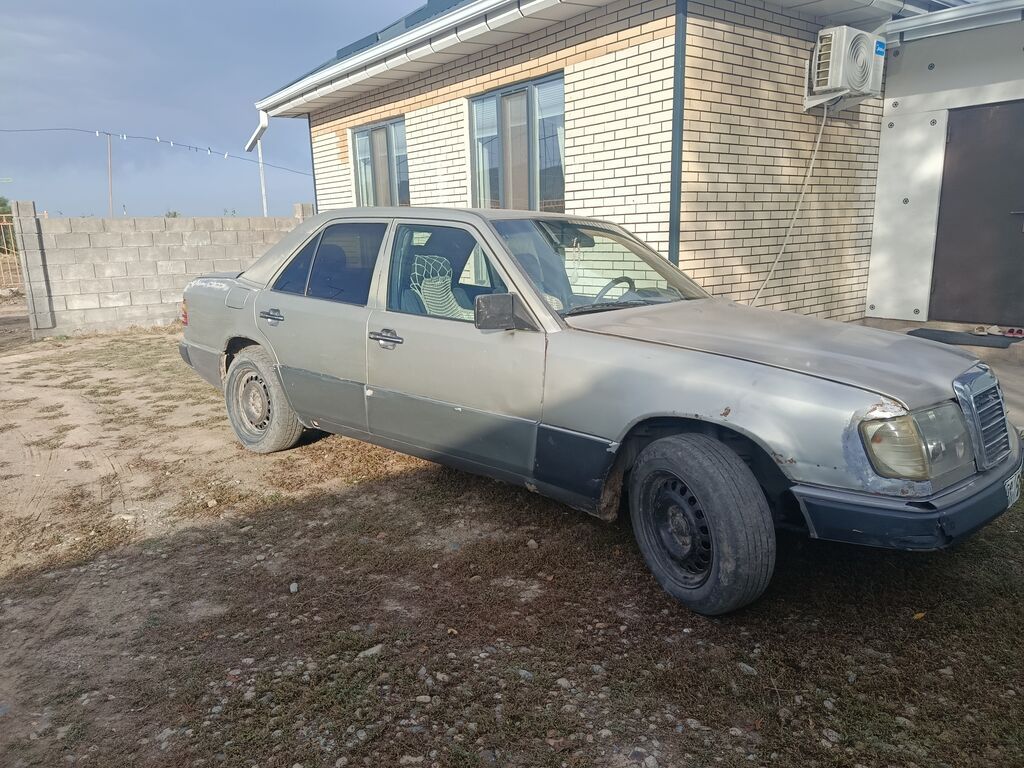 Mercedes-Benz W124: 1989 г., 2.3 л, Бензин, Седан: фото 5