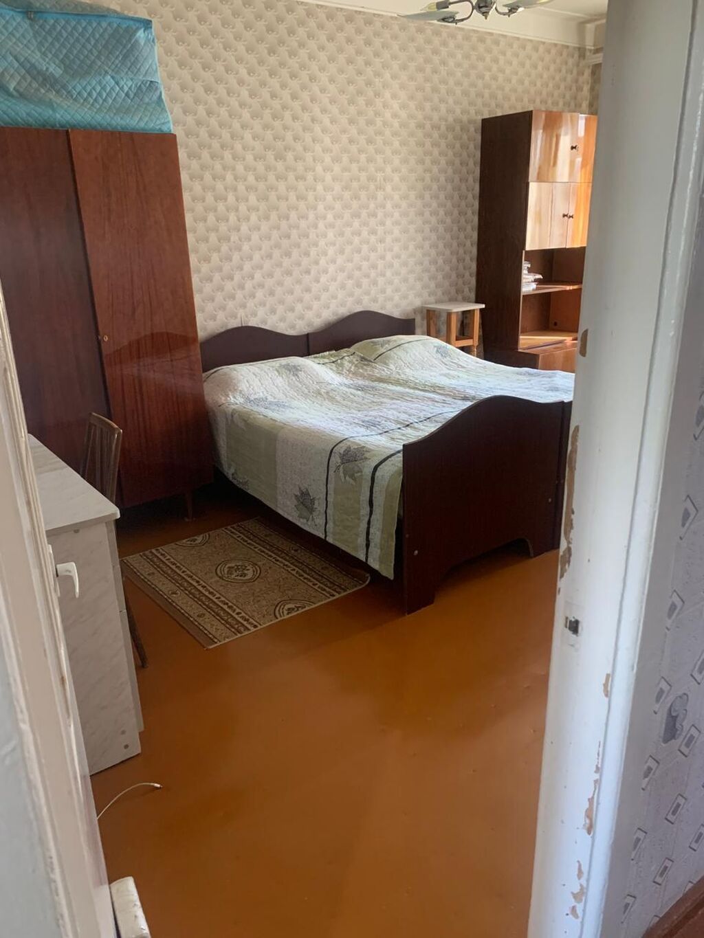 Saray, 3 otaqlı, Köhnə tikili, 67 kv. m