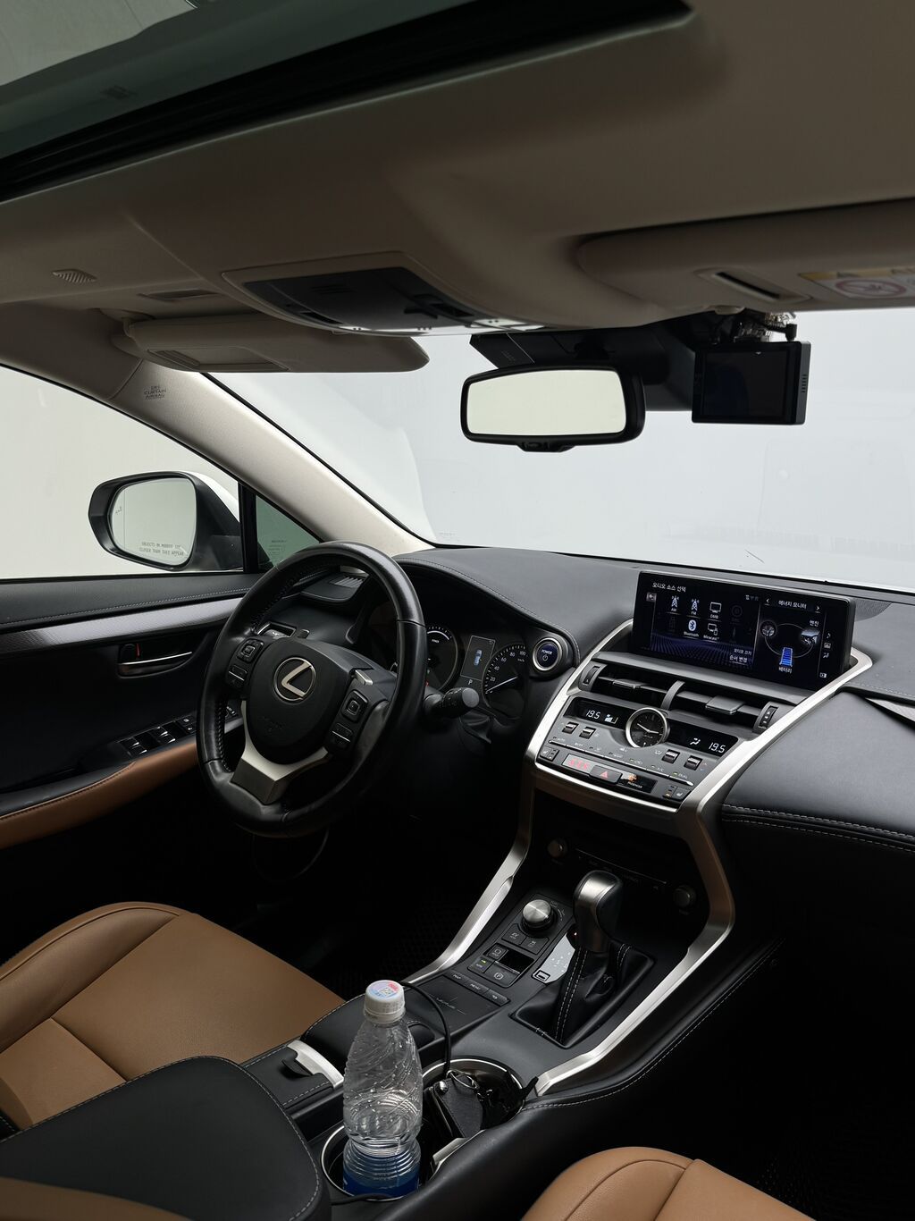 Lexus NX: 2019 г., 2.5 л, Вариатор, Гибрид, Кроссовер: фото 8