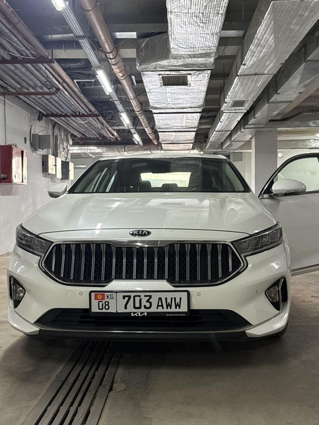Kia Cadenza: 2019 г., 3 л, Автомат, Газ, Седан: фото 4