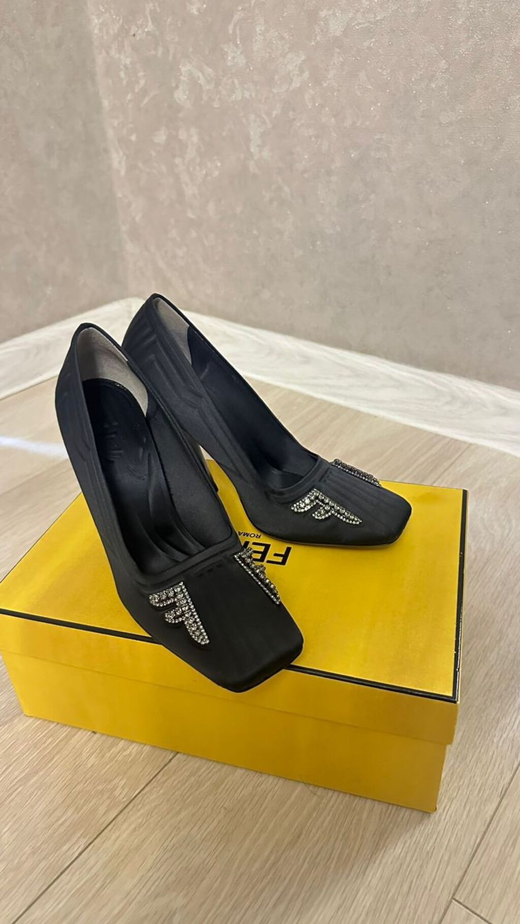 Туфли, 37.5, Fendi, Новый, цвет - Черный, Самовывоз: фото 2
