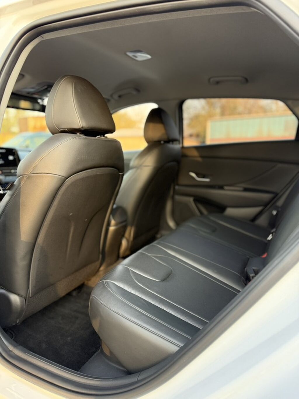 Hyundai Elantra: 2022 г., 1.6 л, Вариатор, Гибрид, Седан: фото 7