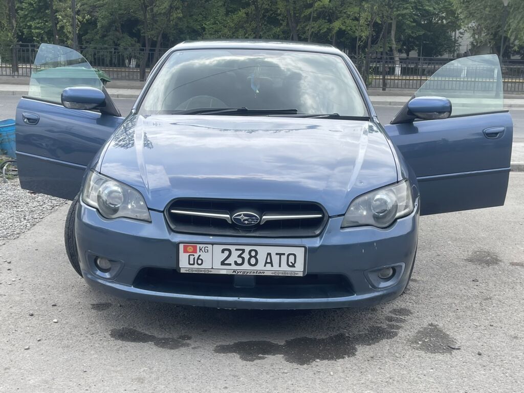 Subaru Legacy: 2003 г., 2 л, Автомат, Седан: фото 2