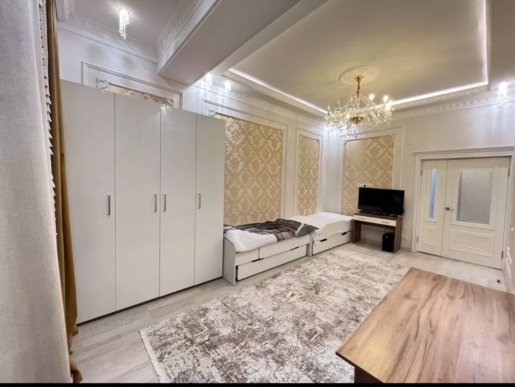 3 комнаты, 100 м², Элитка, 10 этаж, Дизайнерский ремонт: фото 3