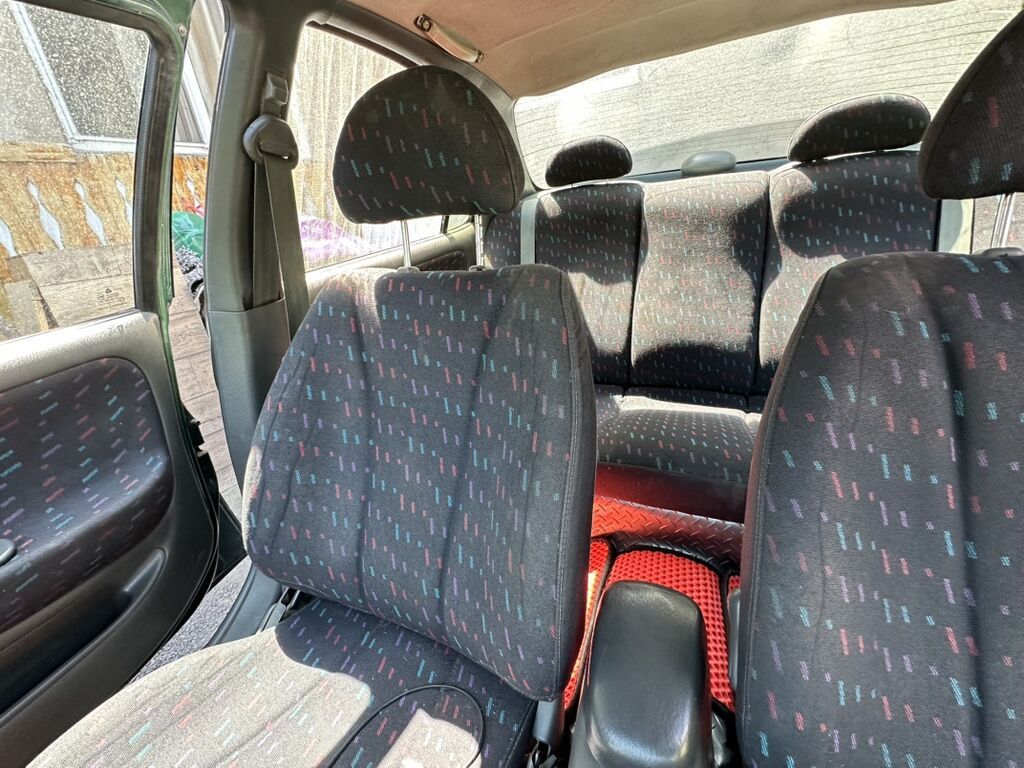 Hyundai Accent: 1990 г., 1.6 л, Механика, Бензин, Седан: фото 4