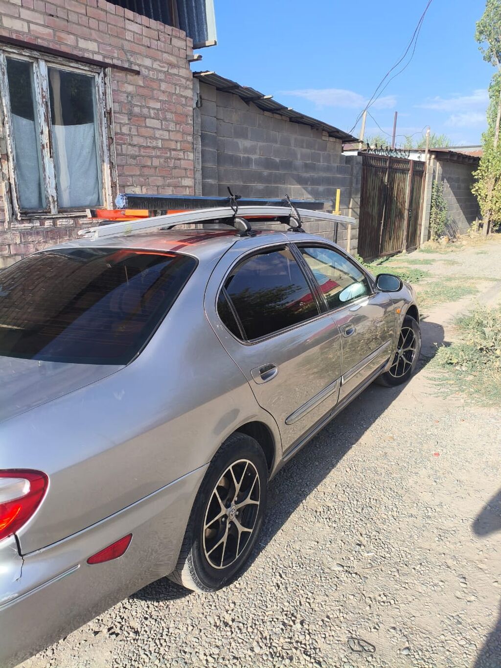 Nissan Cefiro: 2000 г., Автомат, Бензин, Седан: фото 3
