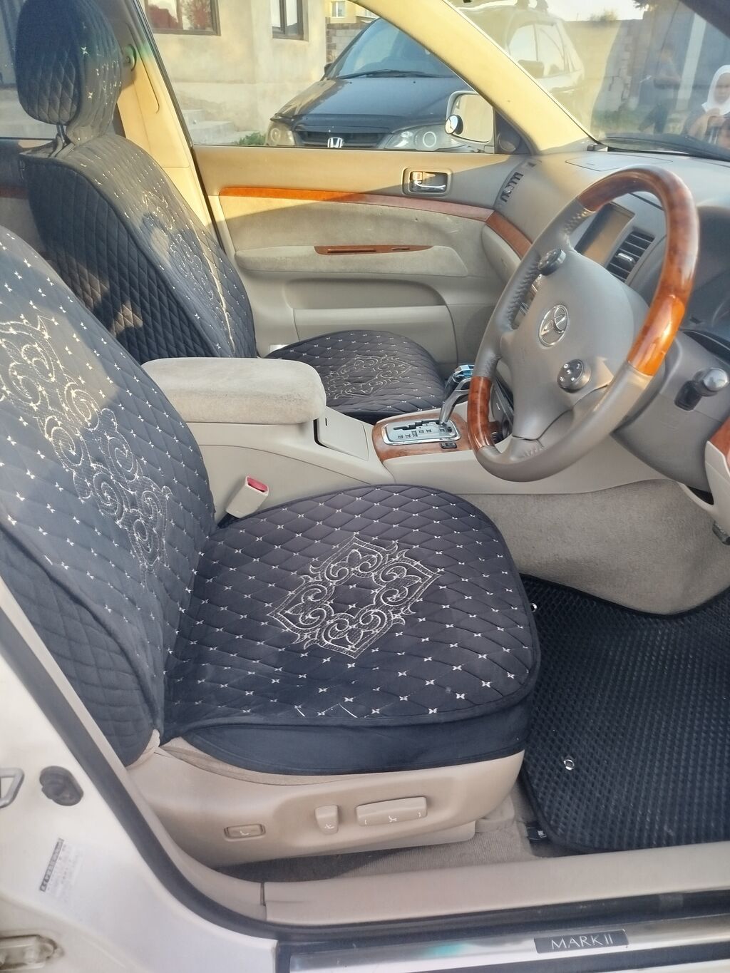 Toyota Mark II: 2003 г., 0.2 л, Автомат, Седан: фото 4