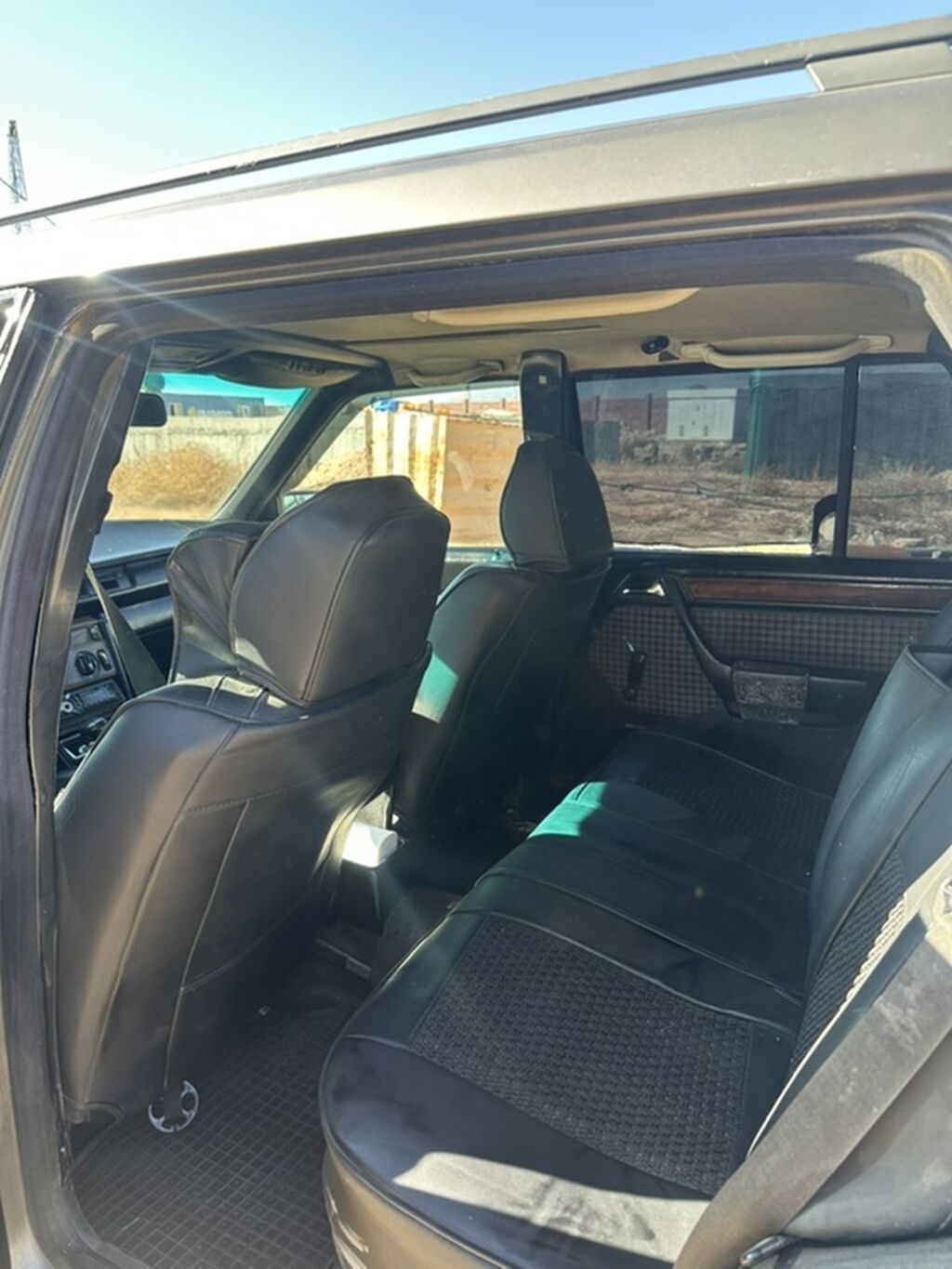 Mercedes-Benz W124: 1989 г., 2.3 л, Механика, Бензин, Универсал: фото 6