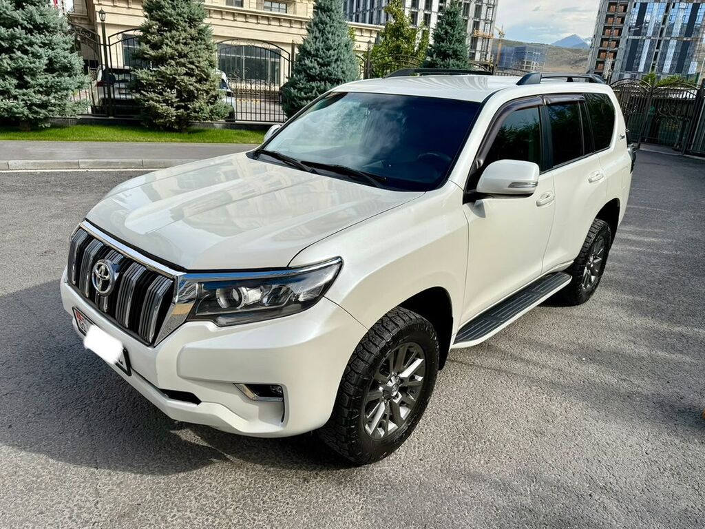 Toyota Land Cruiser Prado: 2012 г., 3 л, Автомат, Дизель, Внедорожник: фото 3