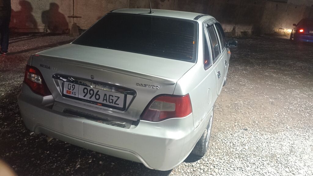 Daewoo Nexia: 2008 г., 1.6 л, Механика, Бензин, Седан: фото 7