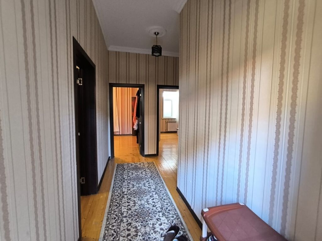 6 otaqlı, 165 kv. m, Kredit yoxdur, Orta təmir