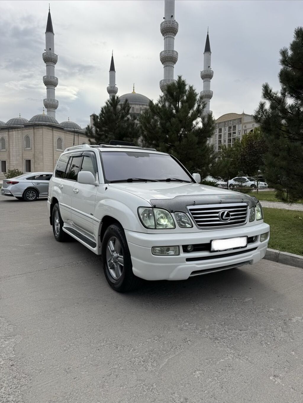 Lexus LX: 2005 г., 4.7 л, Автомат, Бензин, Внедорожник: фото 2